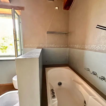 Luxury Country Comfort With Pool And Sports فيلة *