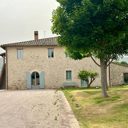 Luxury Country Comfort With Pool And Sports